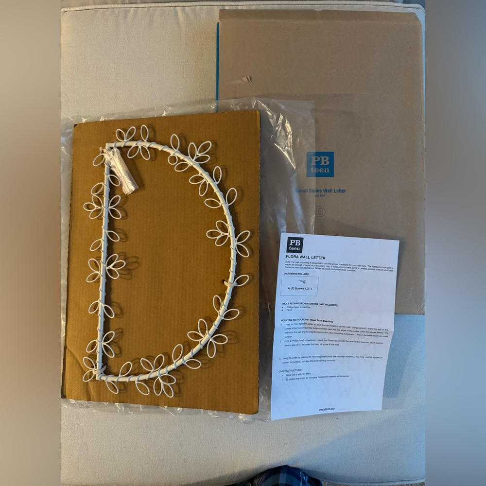 Pottery Barn Teen Sweet Stems Floral Letter D